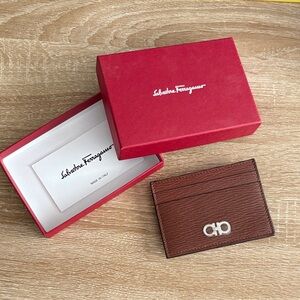Salvatore Ferragamo Rich Brown Card Holder